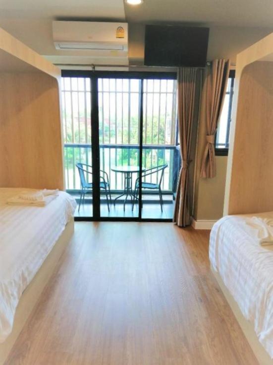 Bed and breakfast La La Moon Krabi Poshtel'N' Pool Extérieur photo